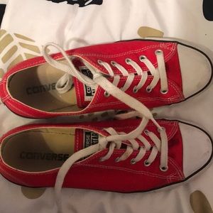 Converse red size 7